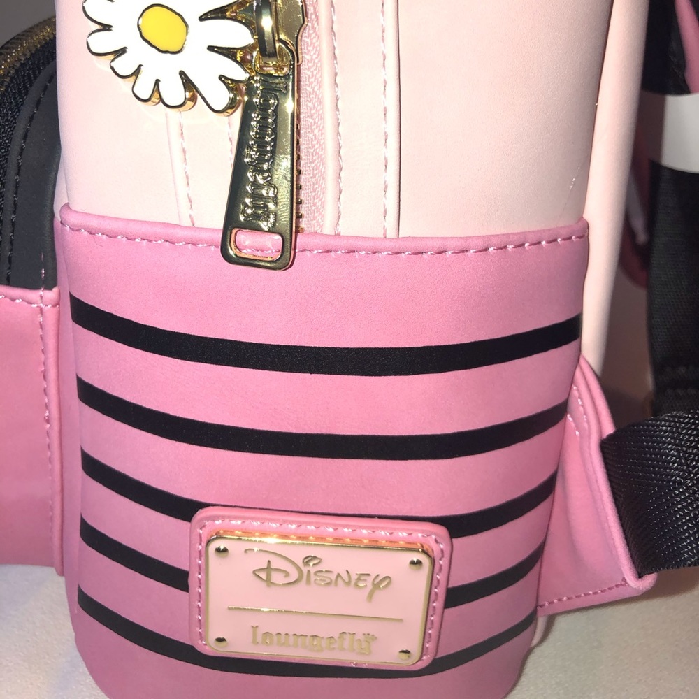 SOLD!DISNEY WINNIE THE POOH PIGLET BACKPACK - Picture 5 of 10